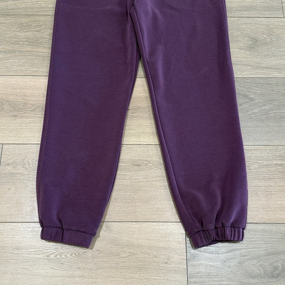 SWEATY BETTY Midnight Cherry Purple Sand Wash Cuffed Trouser Jogger Pants Sz XS - Picture 5 of 12